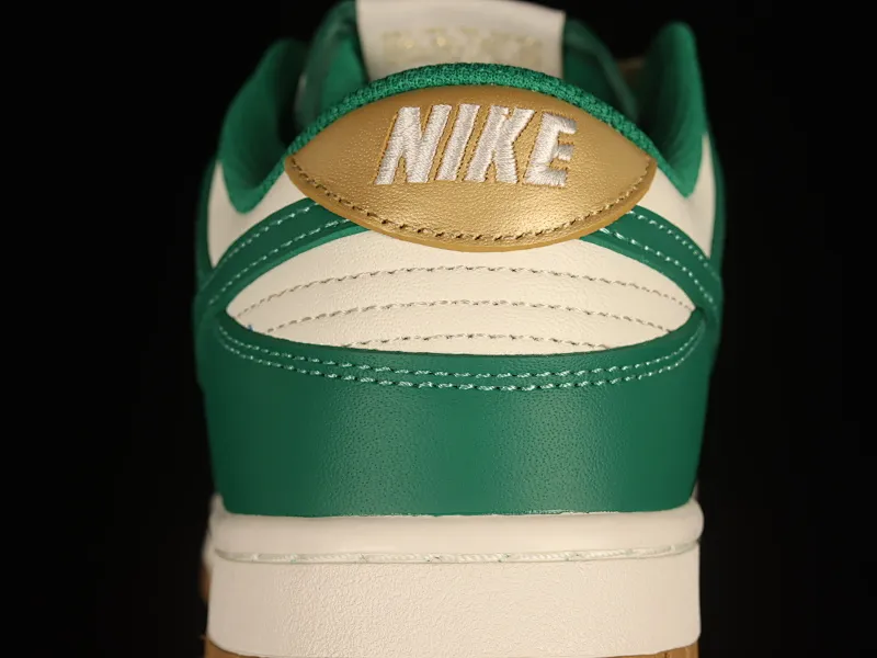 All categories Nk SB Dunk Series Nk SB Dunk Low Low-top sneakers Nk Dunk Low "Green And Gold" Refreshing green color SB Dunk Series low-top casual sports skateboard shoes FB7173-131